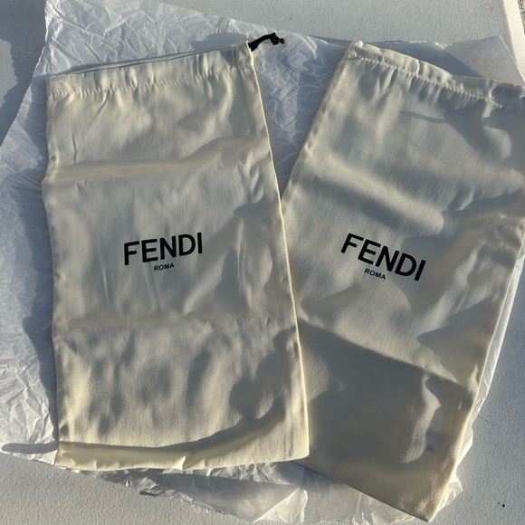 Fendi Ivory Storage Bags - Picture 1 of 3